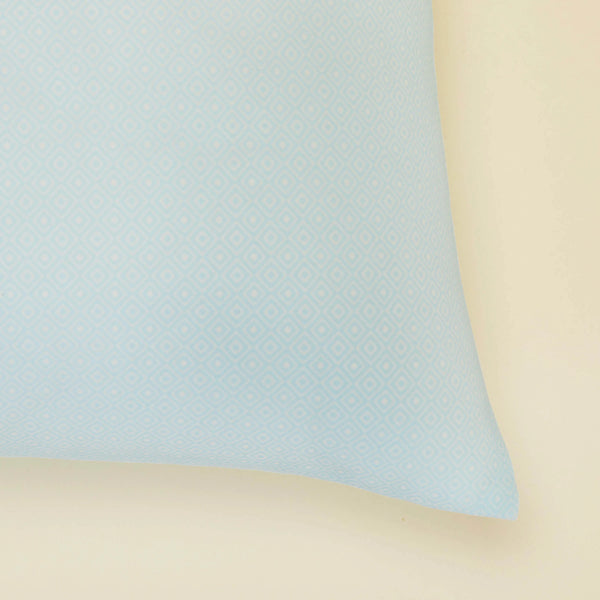 Detailed view of the outer fabric on the Slumber Cloud UltraCool Pillow