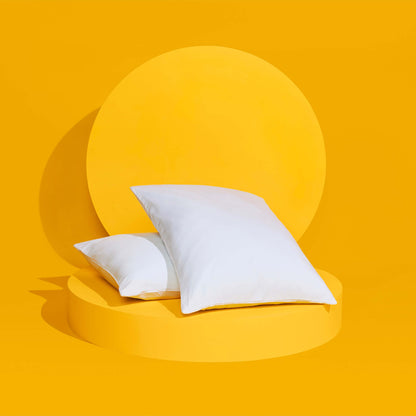 The Slumber Cloud Core Pillow Covers with Outlast® temperature regulation technology to help keep you cool and comfortable throughout the night