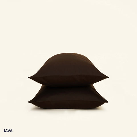 The Slumber Cloud Essential Pillowcase set made with Outlast temperature regulation technology in java