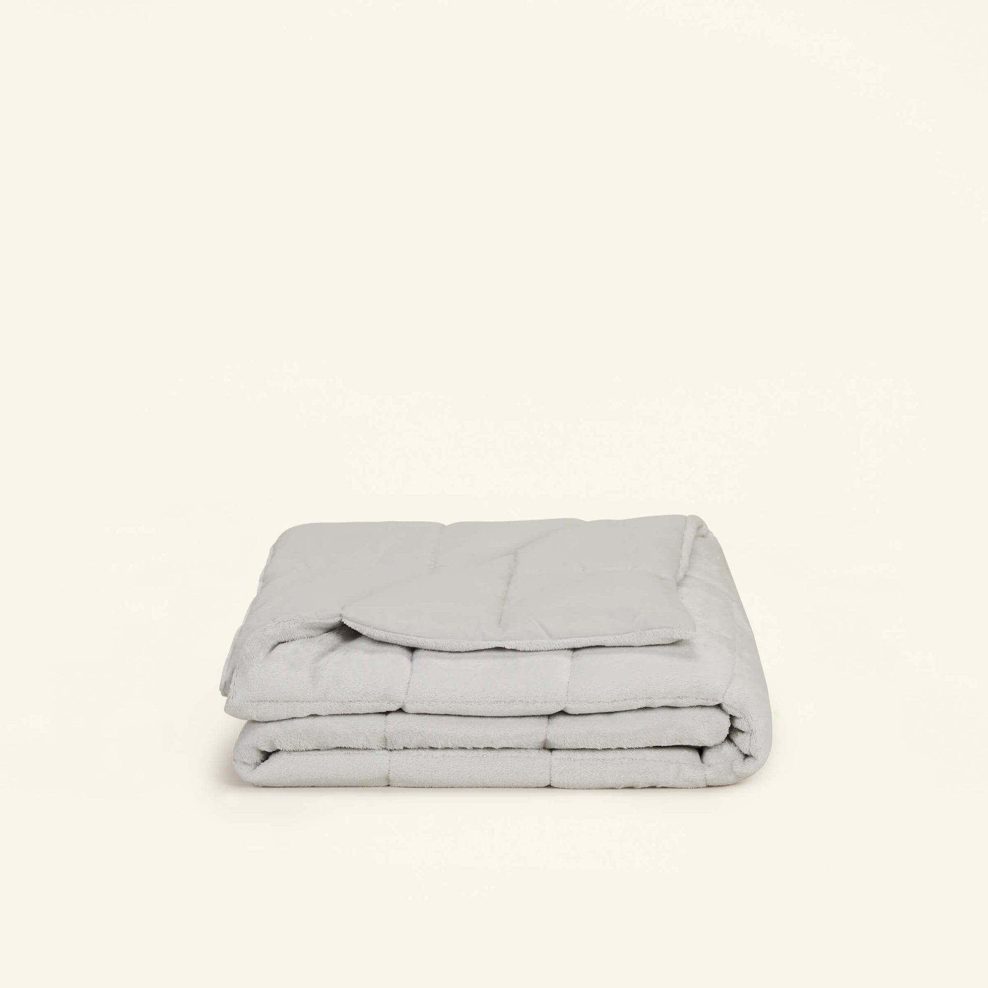 The Slumber Cloud Plush Throw Blanket made with Outlast Temperature regulation technology